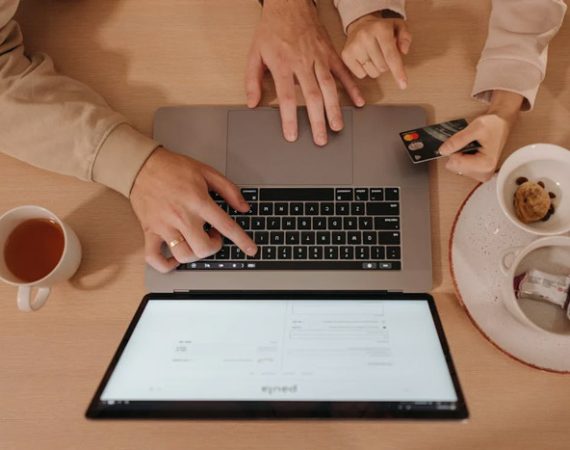 E-Commerce Comeback Guide: 4 Sales Techniques to Unlock the Secret of "Lifetime Customers"