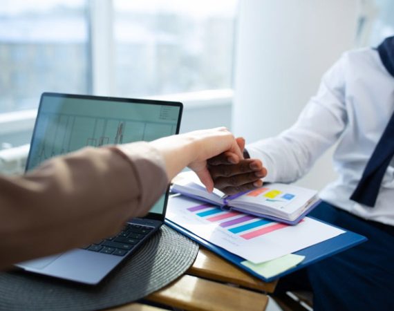 How to Do Influencer Group Buying? Pair Affiliate Management with One-Page Websites to Create the Most Effective Traffic Funnel